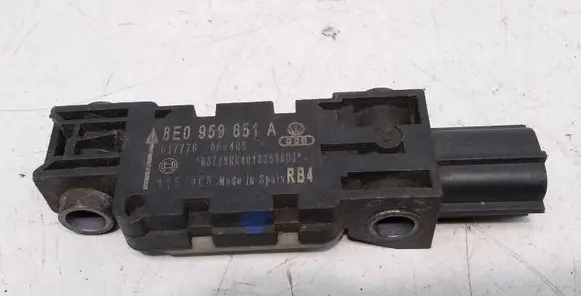 Audi A4 S4 B7 8E 8H Airbag deployment crash/impact sensor 8E0959651A