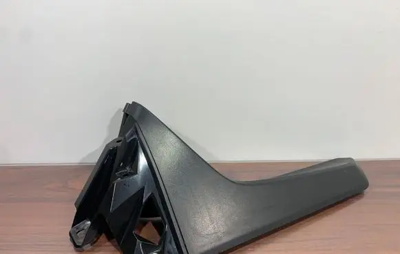 Subaru Forester SK Tailgate trim 96031SJ020 C16010176