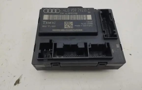 Audi Q7 4L Door control unit/module 4L0959792B