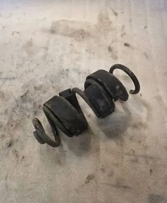 Audi A8 S8 D2 4D Rear coil spring 