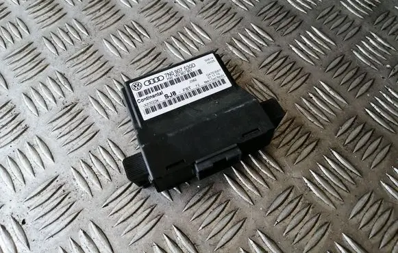 Volkswagen Golf VI Gateway control module 7N0907530D 1K0907951