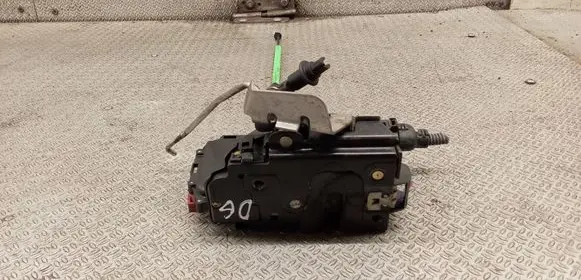 Audi A8 S8 D3 4E Rear door lock 4E0839016