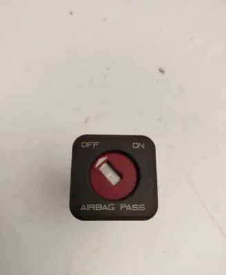 Citroen C2 Passenger airbag on/off switch 95835T02