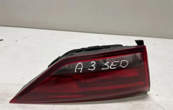 Audi A3 S3 8V Tailgate rear/tail lights 8V5945093G