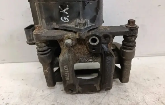 Rear brake caliper