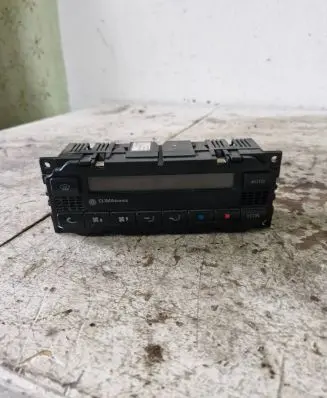 Volkswagen PASSAT B5 Climate control unit 3B1907044C