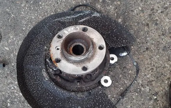 BMW 7 F01 F02 F03 F04 Rear wheel hub NOCODE
