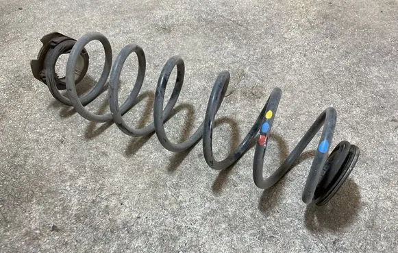 Citroen C4 III e-C4 Rear coil spring 