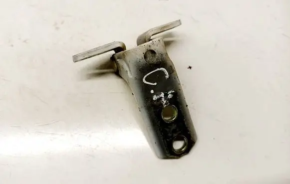 Mitsubishi Outlander Rear door lower hinge 