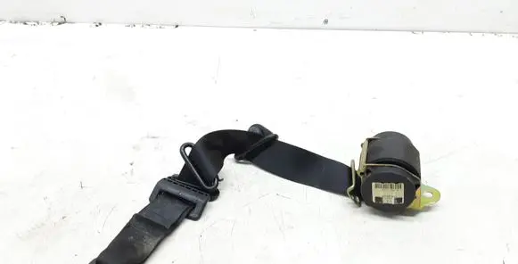 Middle seatbelt (rear)