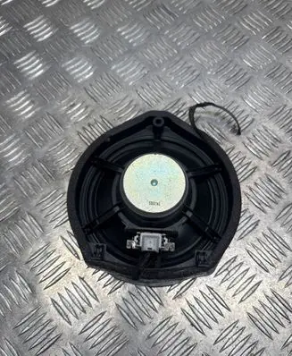 Honda HR-V Front door speaker 5B82183