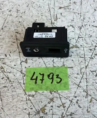 Volkswagen PASSAT B8 USB socket connector 5G0035222F 09941001919 416001823987