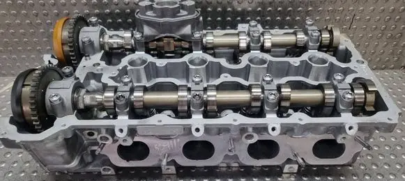 BMW X5M E70 Engine head S27698652 7586182