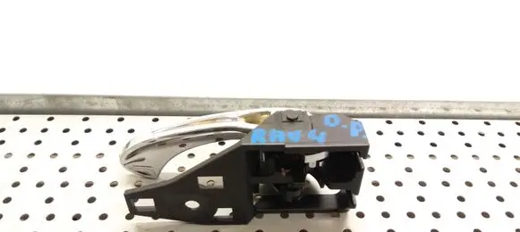 Toyota RAV 4 (XA30) Front door interior handle
