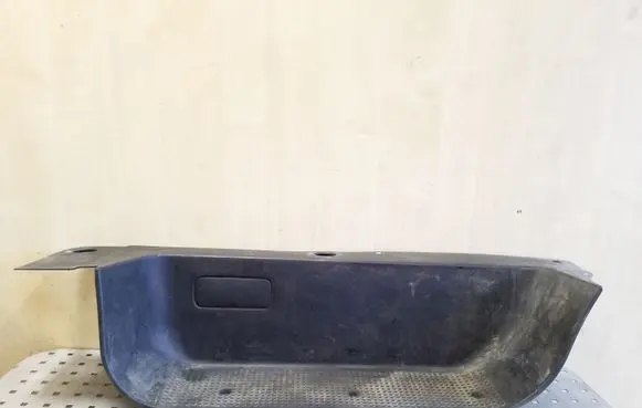 Front sill trim cover