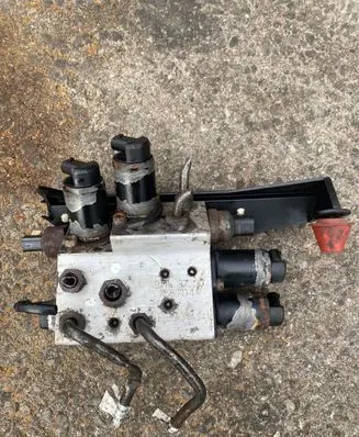BMW 7 E65 E66 Active stabilizer control/valve assembly 6758704 3044641 3MW3720