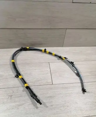 BMW iX Windshield washer fluid hose 
