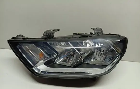 Audi A1 Headlight/headlamp 82A941003