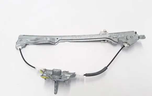 Rear window lifting mechanism without motor
