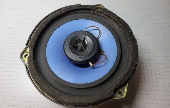 KIA Sorento Front door speaker 963403E000
