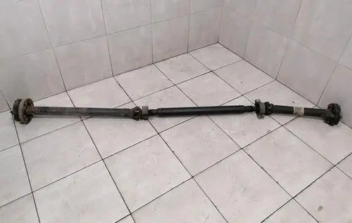 Maybach 57/62 Rear driveshaft/prop shaft A2404101306