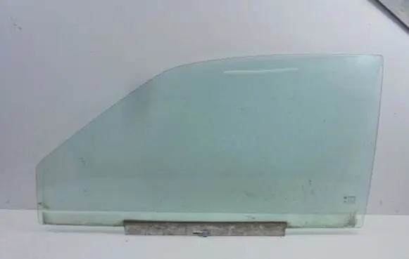 Opel Astra F Front door window glass four-door 43R00049