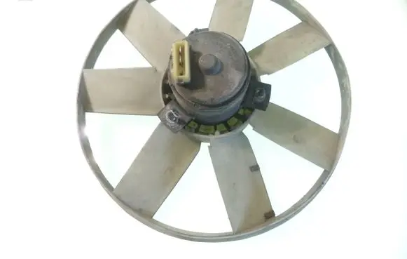 Volkswagen PASSAT B4 Radiator cooling fan shroud 0130107280