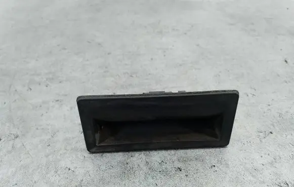 Volkswagen Golf Plus Tailgate/trunk/boot open switch 5N0827566