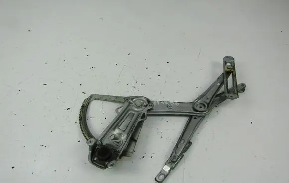 Opel Astra G Front door manual window regulator 