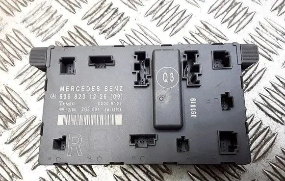 Mercedes-Benz Vito Viano W639 Door control unit/module 6398201226