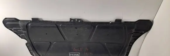 Volkswagen Golf VIII Engine splash shield/under tray 5Q0825236