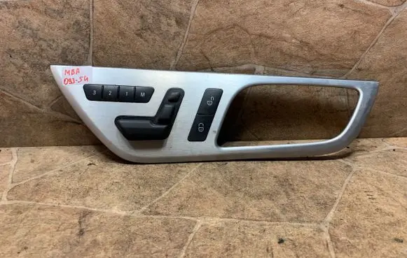 Mercedes-Benz SLK R172 Seat control switch A1728207610