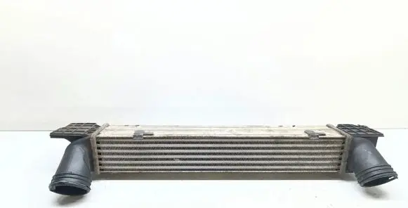BMW X1 E84 Intercooler radiator 7524916