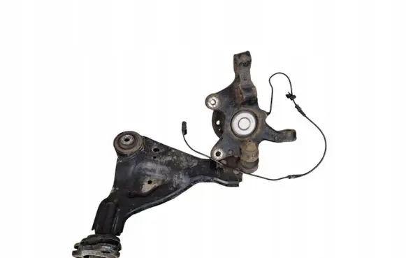 Mercedes-Benz Vito Viano W447 Front wheel hub spindle knuckle A4473570106