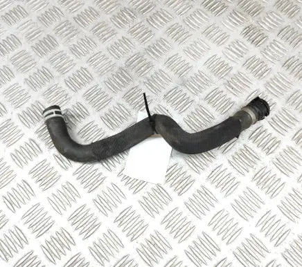 BMW 5 G30 G31 Engine coolant pipe/hose 9299629