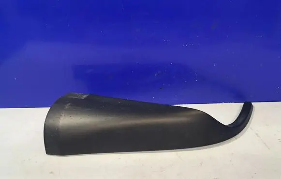 Maserati Ghibli Rear bumper corner part panel trim 670010778