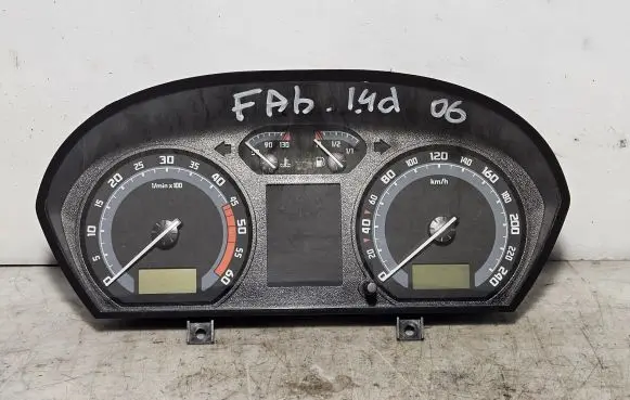 Skoda Fabia Mk1 (6Y) Speedometer (instrument cluster) 6Y0920883E