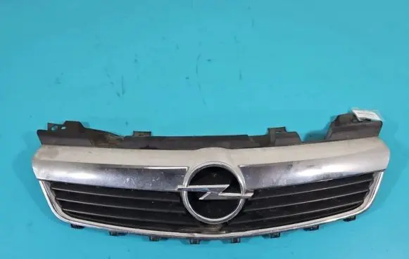 Opel Zafira B Front bumper upper radiator grill 13136136 IMPRK1380579