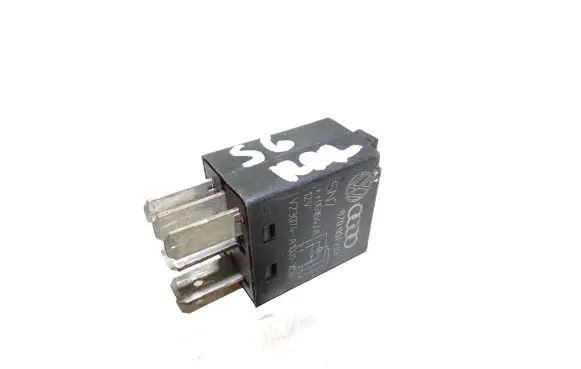 Audi A6 S6 C6 4F Other relay 8Z0951253