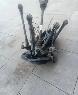 BMW 3 GT F34 Stub axle 6450000