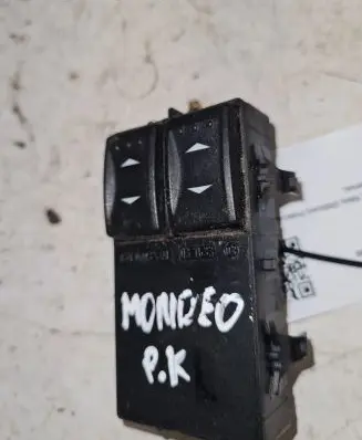 Ford Mondeo Mk III Electric window control switch 1S7T14A132