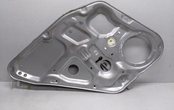 Hyundai Sonata Rear window lifting mechanism without motor