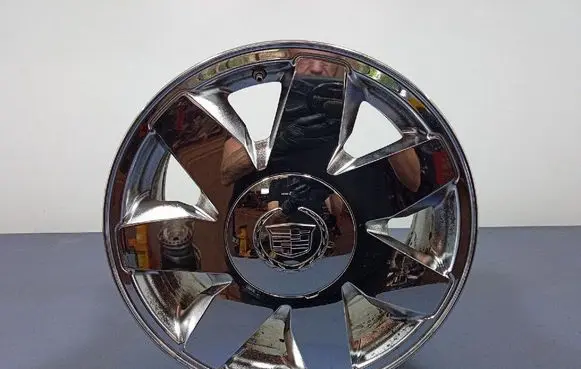 Cadillac DeVille R18 alloy rim 09594398