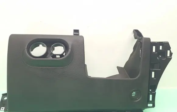 Maserati Levante Dashboard lower bottom trim panel 670043350