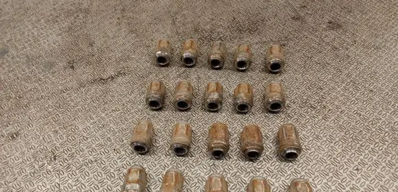 Honda Civic Nuts/bolts 
