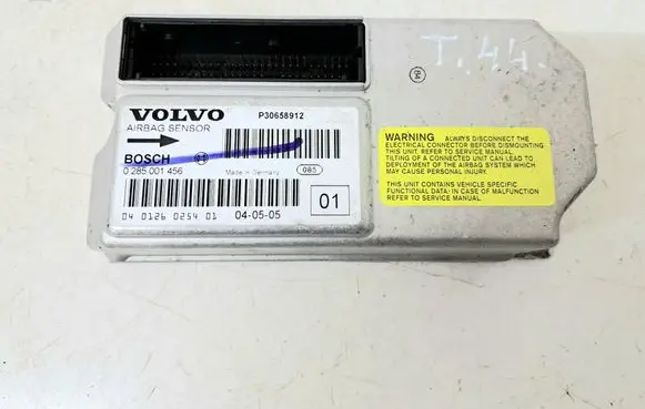 Volvo V70 Airbag control unit/module 0285001456 P30658912