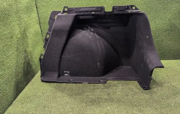 KIA Ceed Tailgate trim P85741J7000 85740J7000WK 85740J7000