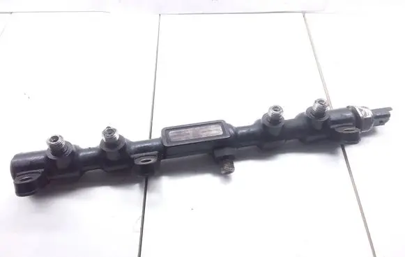 Jaguar X-Type Fuel main line pipe 2S7Q9D280AB 2S7Q9D280AE