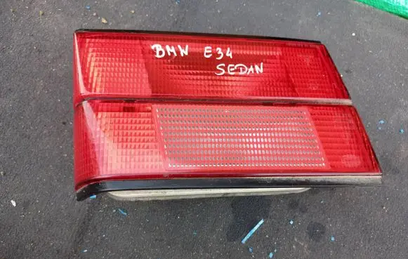 BMW 5 E34 Tailgate rear/tail lights 13751100