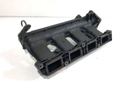 Nissan Qashqai Intake manifold 140036109R